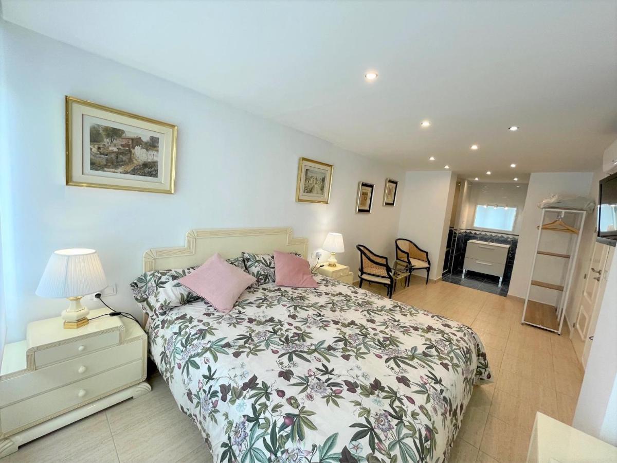 Apartamento Nebro El Rincon Torre de Benagalbon Luaran gambar