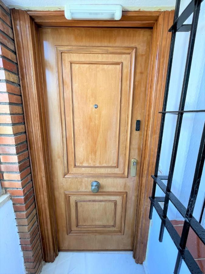 Apartamento Nebro El Rincon Torre de Benagalbon Luaran gambar