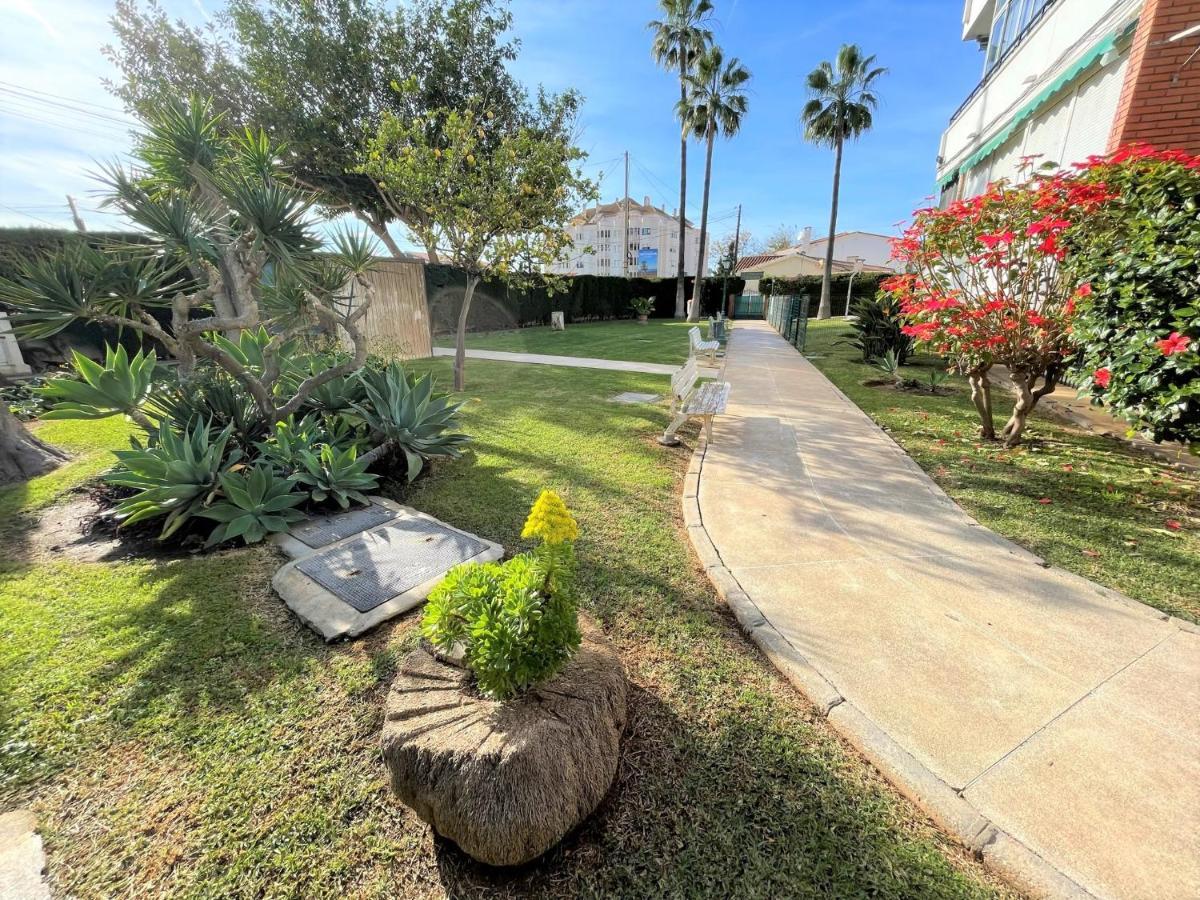 Apartamento Nebro El Rincon Torre de Benagalbon Luaran gambar